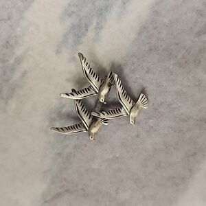 Beau Sterling 3 Seagulls Pin